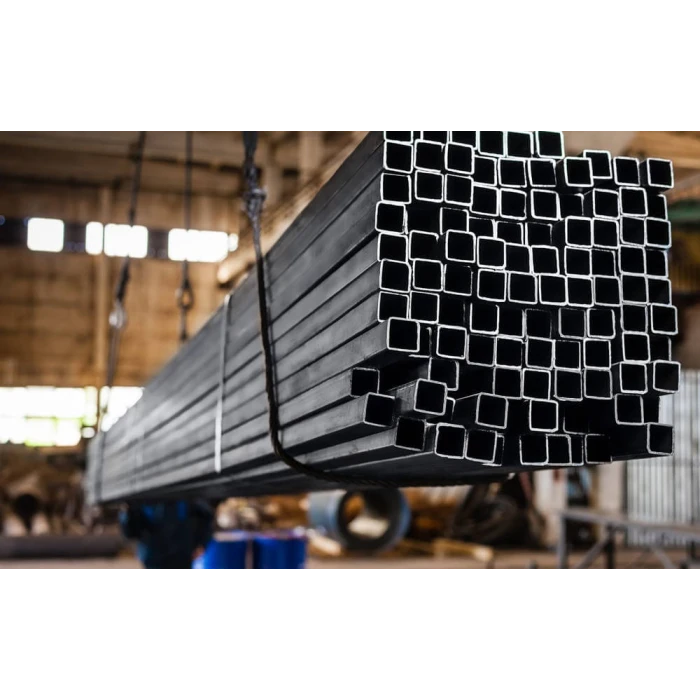 Труба профильная квадратная 180х180х5 мм